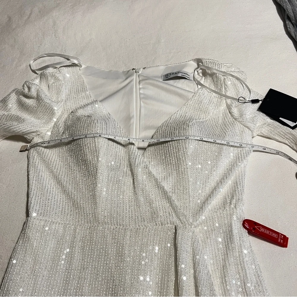 Mac Duggal Ieena White Sequined Faux Wrap Long Sleeve Gown Size 4 - Picture 13 of 16